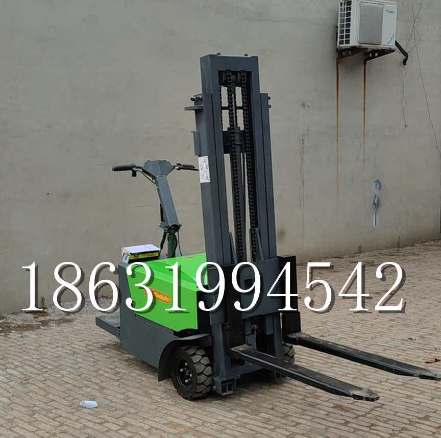 城关区优程全电动叉车插腿式堆高车液压装卸车1.5吨升高小型站驾式铲车